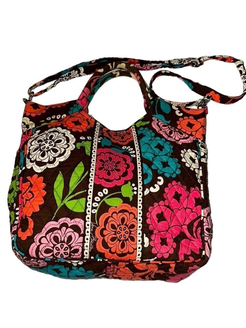 Veraโ
BradleyโTote